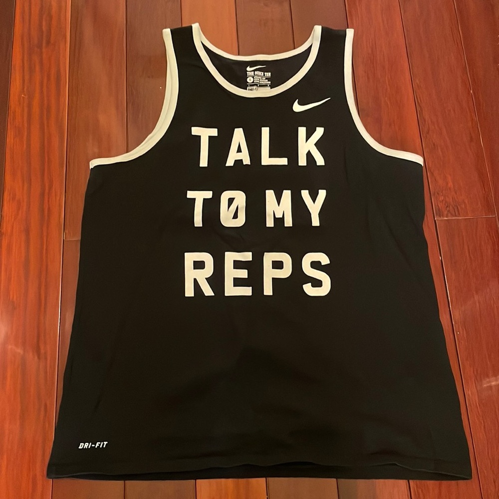 Nike Men's Athletic Tank Size Large
